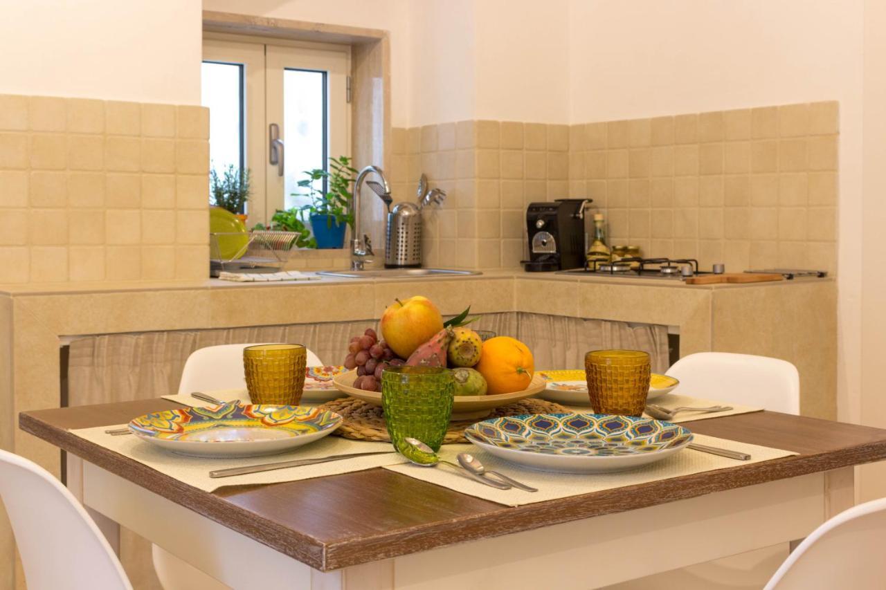 G25 Guesthouse Monopoli Bagian luar foto